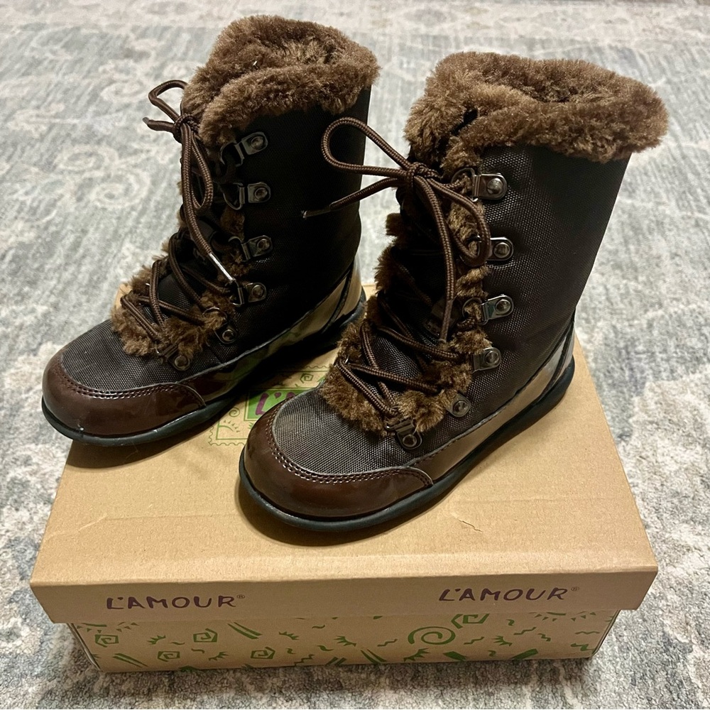 L'Amour Chocolate Fur-Trimmed Boots
